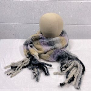 Oversized, super soft, pastel coloured scarf​​​​​​​​​​